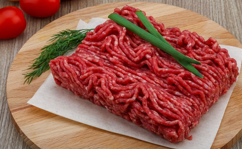 Jak przechowywać surowe mięso?