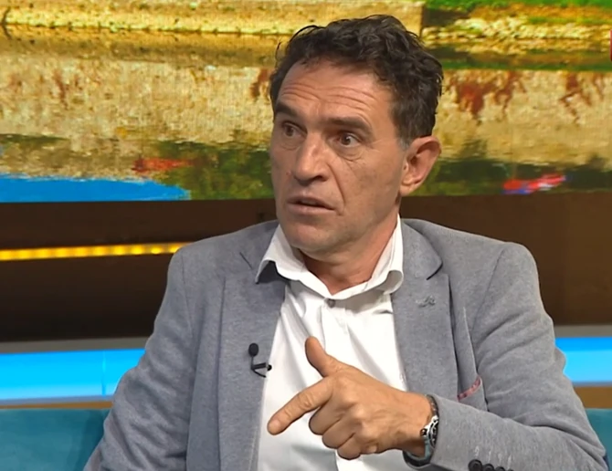 Stevo kaže da se vratio da ispriča šta je video sa druge strane