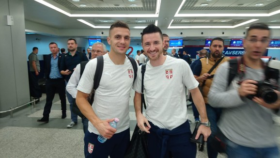 Dušan Tadić i Antonio Rukavina pred poletanje za Podgoricu
