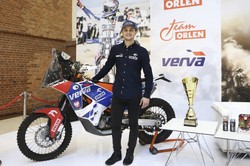 Rajd Dakar. Maciej Giemza w święta "ładuje akumulatory"