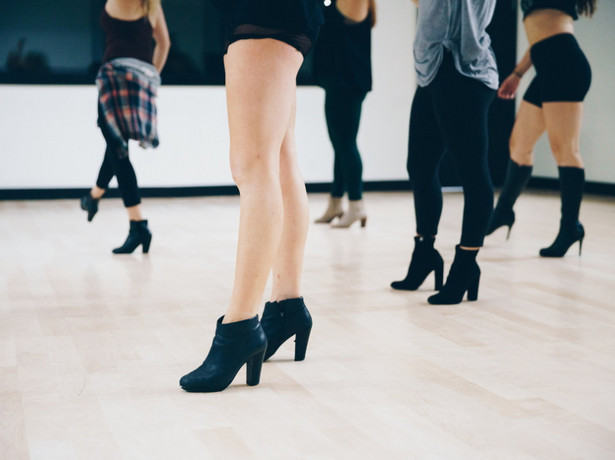 Taniec. High heels dance.