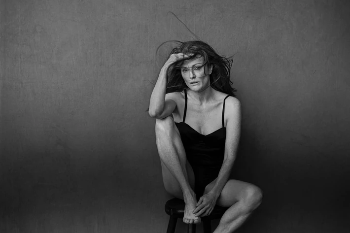 Julianne Moore (fot. Peter Lindbergh/mat. prasowe Pirelli)