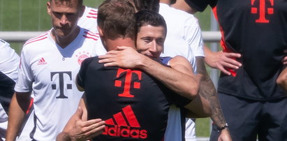 Ostatni trening Lewandowskiego w Bayernie. Czule pożegnał się z kolegami z zespołu [DUŻO ZDJĘĆ]