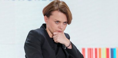 Okradziono minister Emilewicz. W czasie mszy!