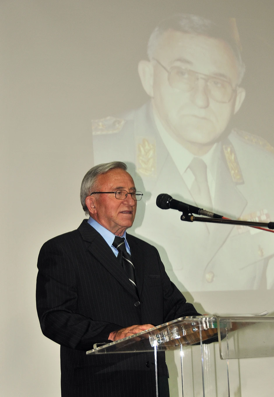 Obraćanje prisutnima