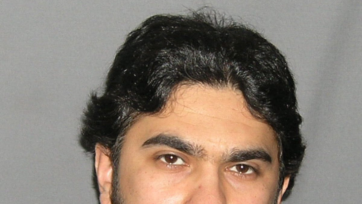 Faisal Shahzad, który usiłował na początku maja tego roku dokonać zamachu na nowojorskim Times Square, został skazany przez sąd w Nowym Jorku na karę dożywotniego więzienia - informuje CNN. - Klęska USA jest nieuchronna - powiedział przed sądem Shahzad.