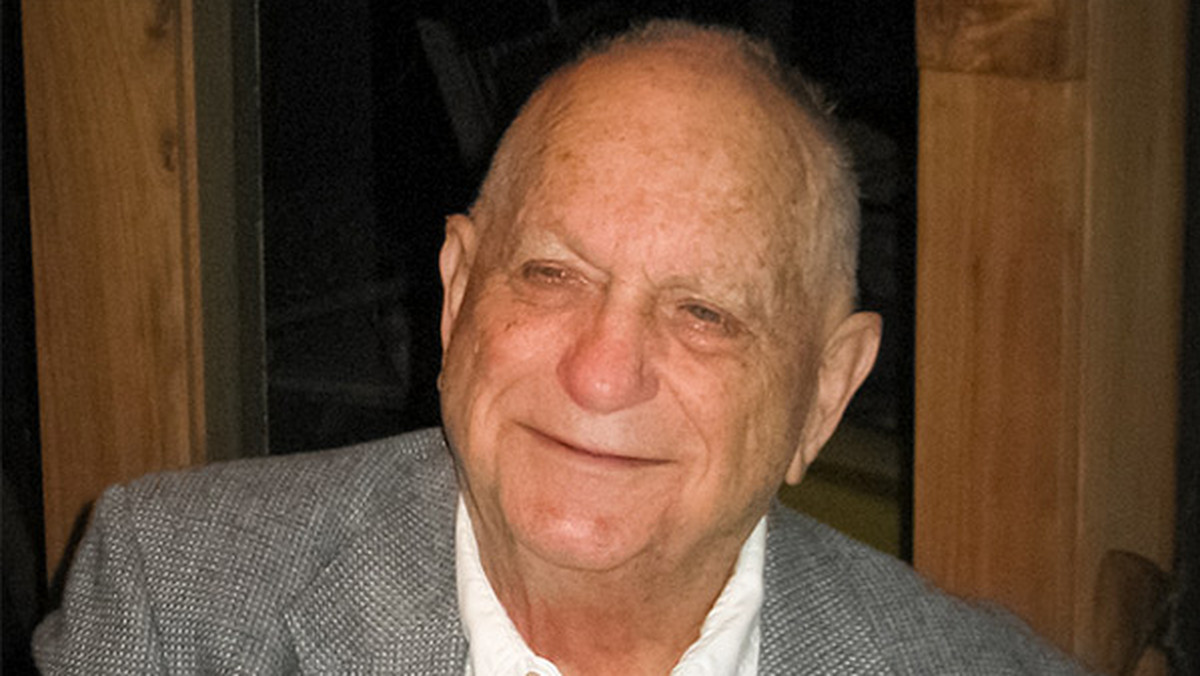 W niedzielę 26 maja wieczorem w swoim domu w Oakland zmarł Jack Vance, wielokrotnie nagradzany autor powieści fantasy i science fiction. Miał 96 lat. Informację tę podała właśnie rodzina pisarza.