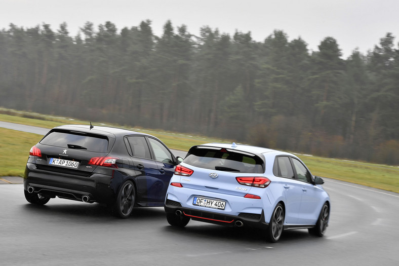 Hyundai i30 N kontra Peugeot 308 GTI - takie powinno być GTI