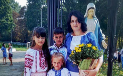 Ukrainiec zemdlał w pracy, szefowa wywiozła go do lasu, gdzie zmarł. 'Bóg będzie sędzią...'