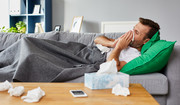"Leczysz" przeziębienie lub grypę w ten sposób? To prosta droga do przedłużenia infekcji