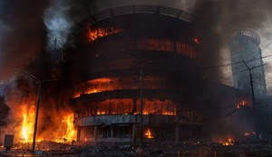 Tržni centar u Kijevu gori nakon ruskog napada 24. maja