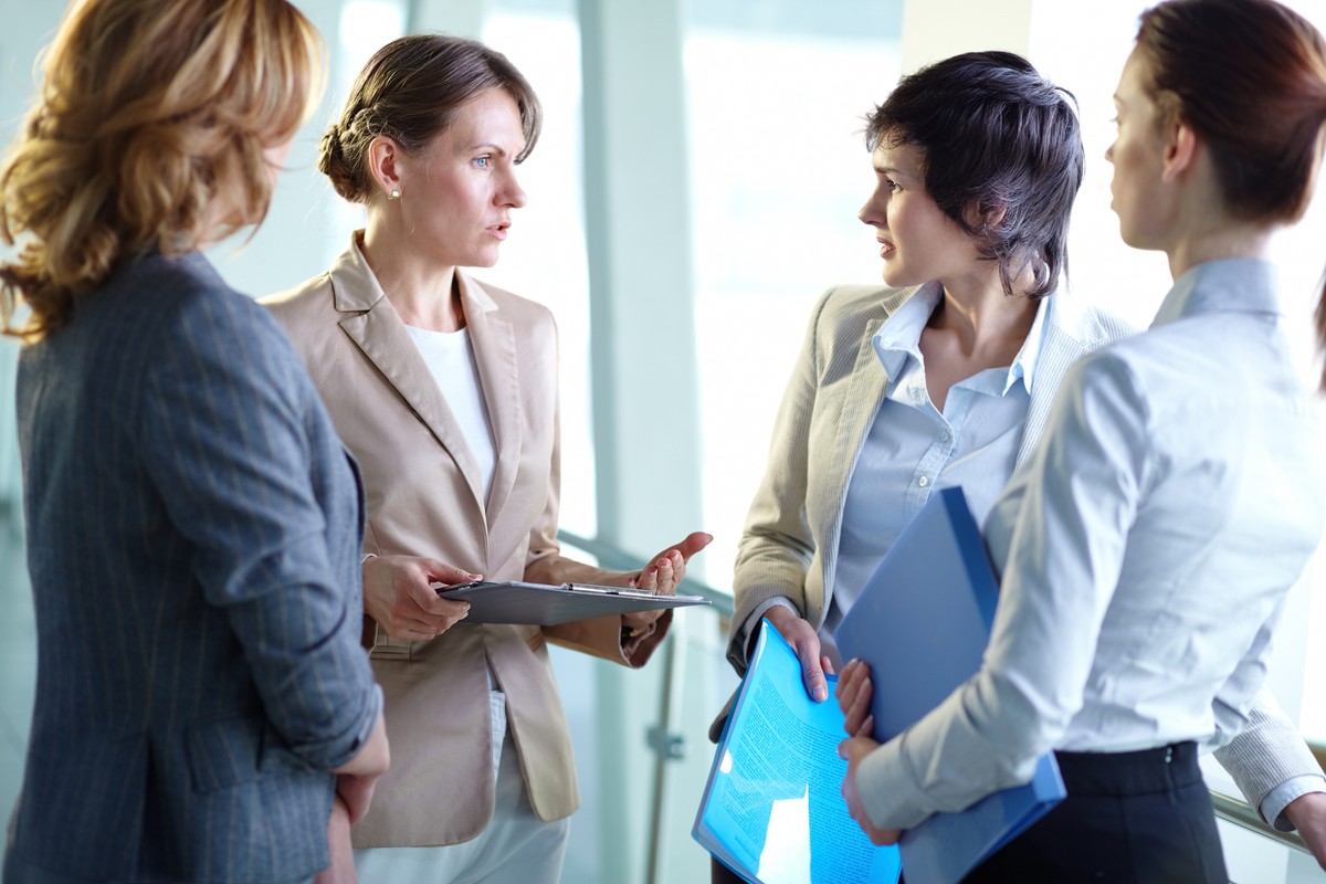 Nie ignoruj emocji w zespole. najważniejsze zasady skutecznego wsparcia pracowników