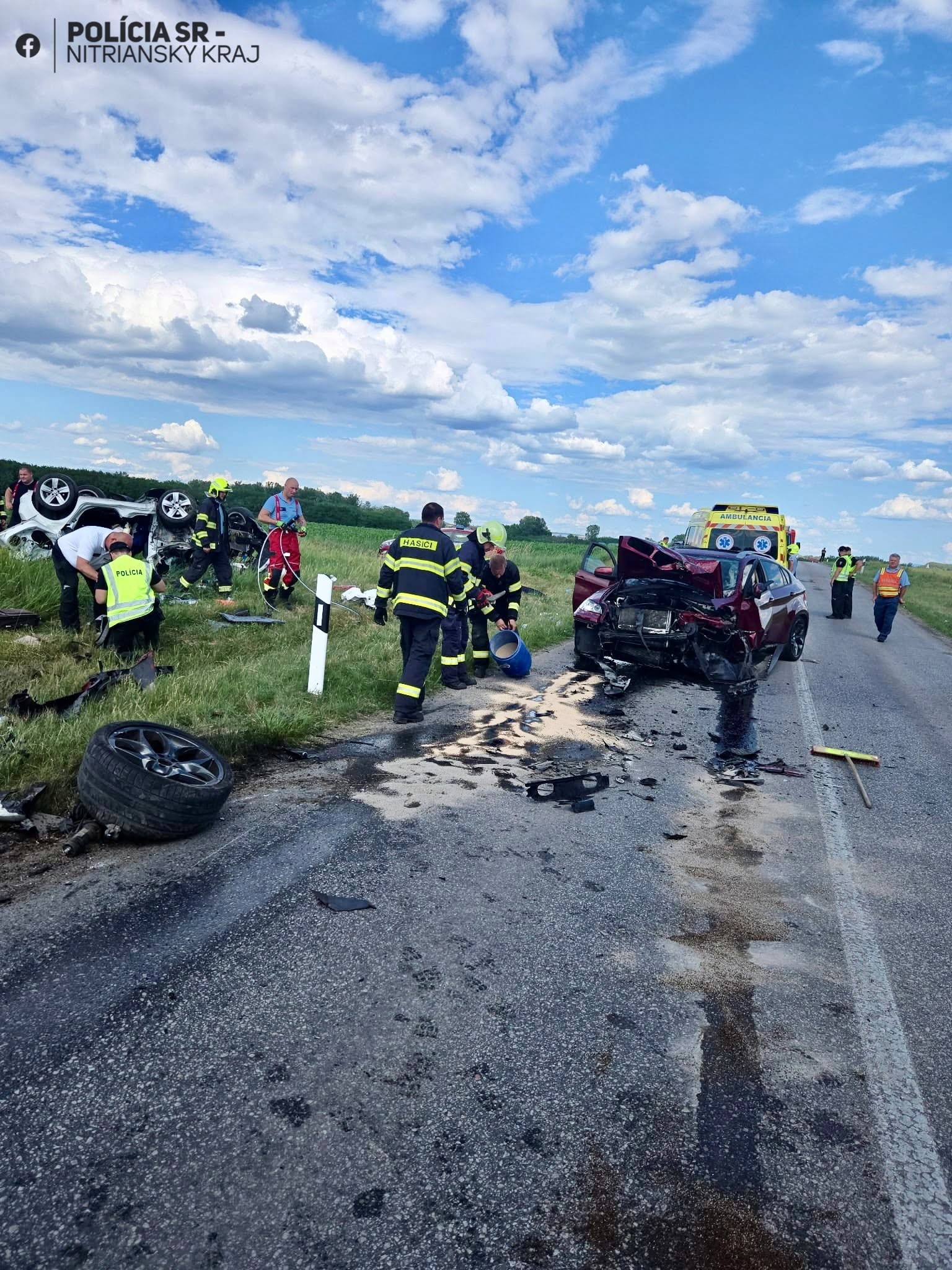 Nehoda pri obci Chotín má dve obete. 