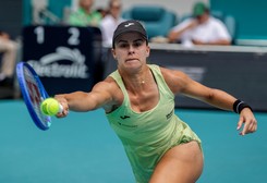 O której mecz Linette - Paolini dzisiaj, 25.03.2025? Transmisja na żywo - gdzie? Turniej WTA w Miami, wtorek 25 marca
