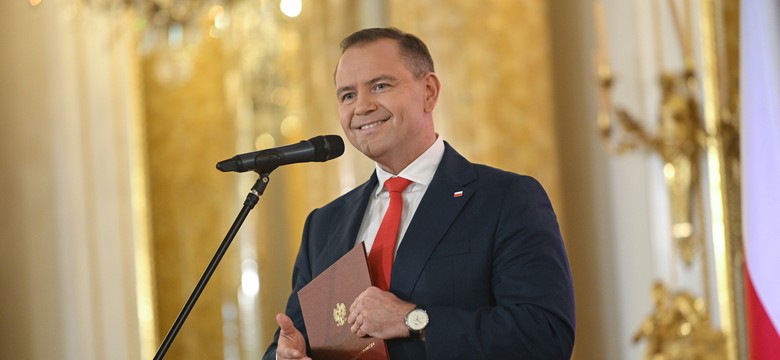 Nawrocki odebrał uchwałę PKW. Zapowiada "nowe otwarcie w polskiej polityce"