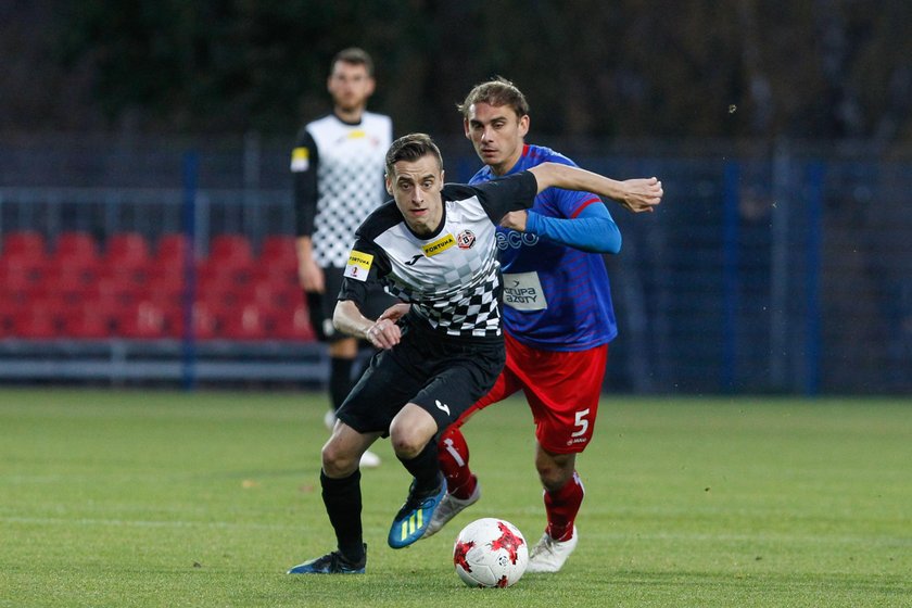 Pilka nozna. I liga. Bytovia Bytow - GKS Katowice. 03.11.2018