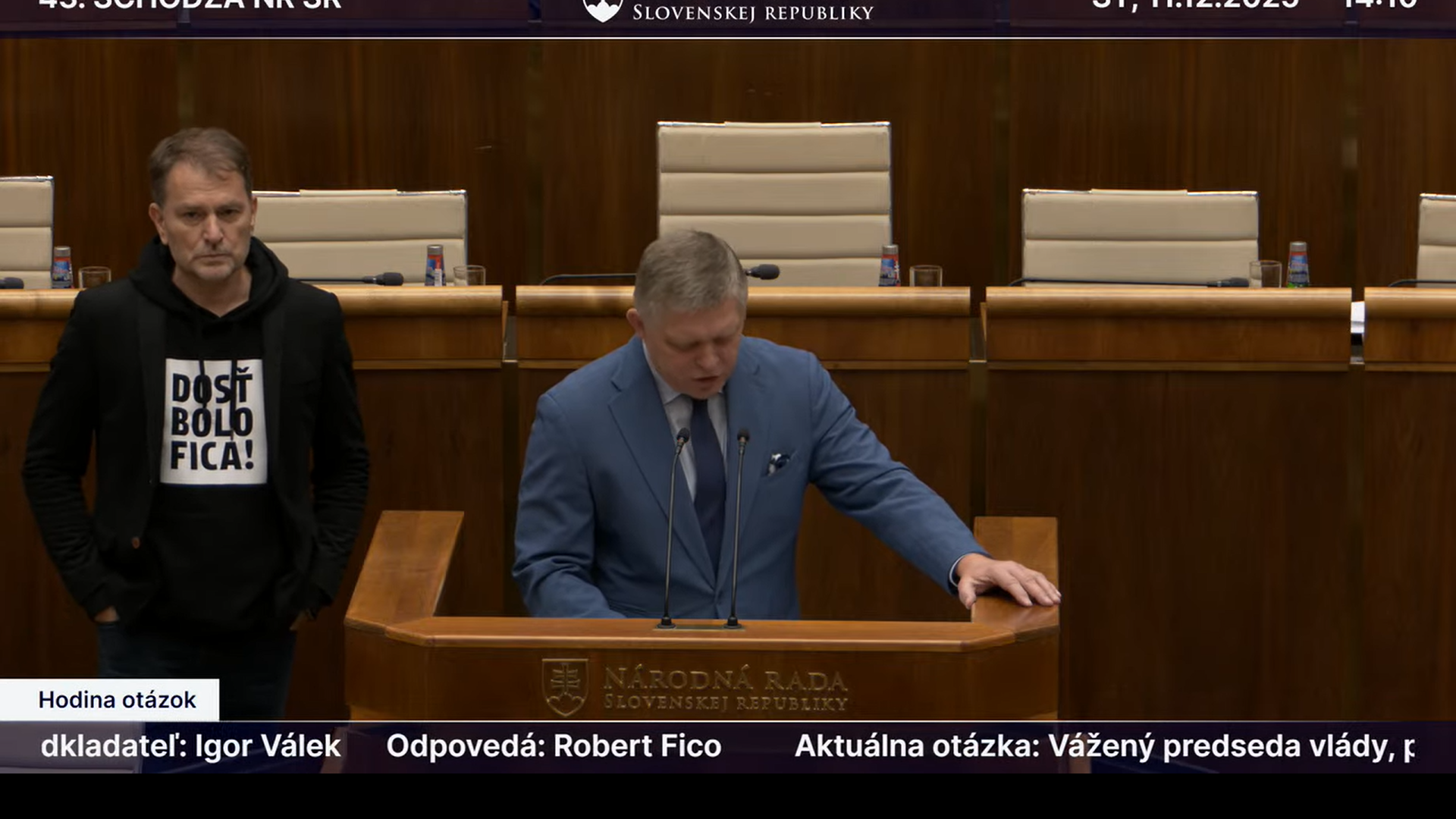 V parlamente bolo opäť dusno. 