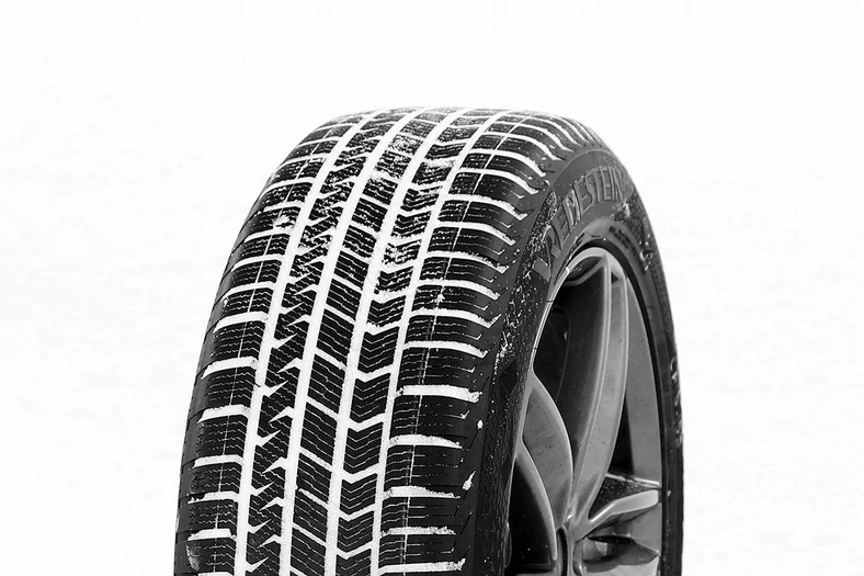 Test opon w rozmiarze 235/55 R19