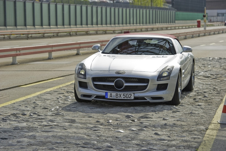 Mercedes SLS AMG Roadster