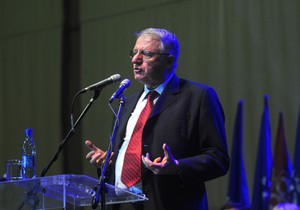 585276_novi-sad-3623-vojislav-seselj-miting-srpska-radikalna-stranka-srs-foto-robert-getel