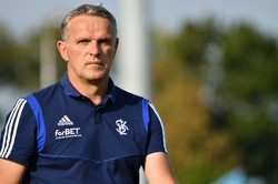 Ekstraklasa: Trener ŁKS obawia się boiska mistrza Polski