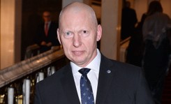 Gen. Różański dołącza do sztabu Hołowni