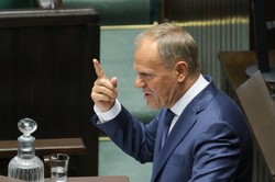 Donald Tusk sportretowany przez wnuczkę. "Podobieństwo jest wręcz uderzające" [FOTO]