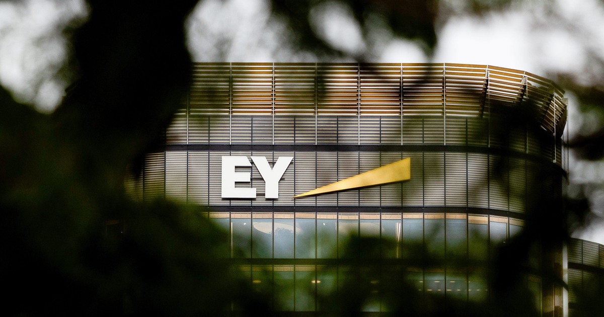 EY says its 'invisible' AI router has helped cut token consumption by ...