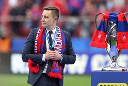 Michał Świerczewski podczas finałowego meczu Pucharu Polski Raków Częstochowa i Lech Poznań, Warszawa, maj 2022 r.