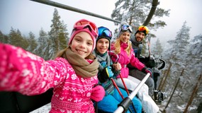 Nauka jazdy na nartach i snowboardzie za darmo. Do kiedy wniosek?