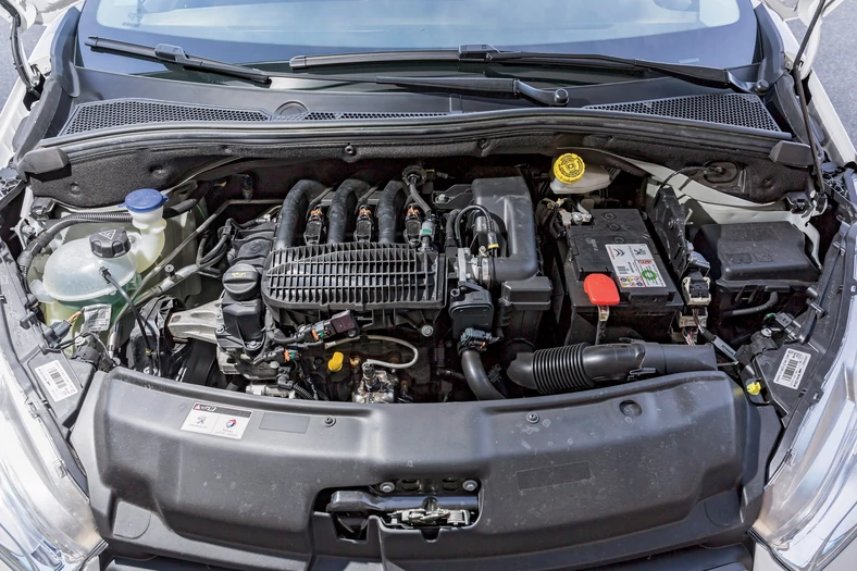 Silnik 1.2 PureTech - Najpopularniejszy wariant bez turbo: wersja 82 KM. Znajdziecie ją m.in. w Peugeotach 208, 308 i 2008 oraz w Citroënach: C1, C3, C4 Cactus, C3 Aircross.