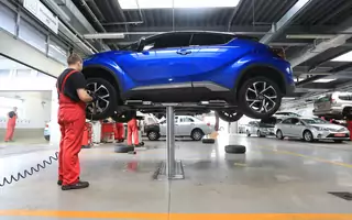 Używana Toyota C-HR — jest modna, ale czy niezawodna?