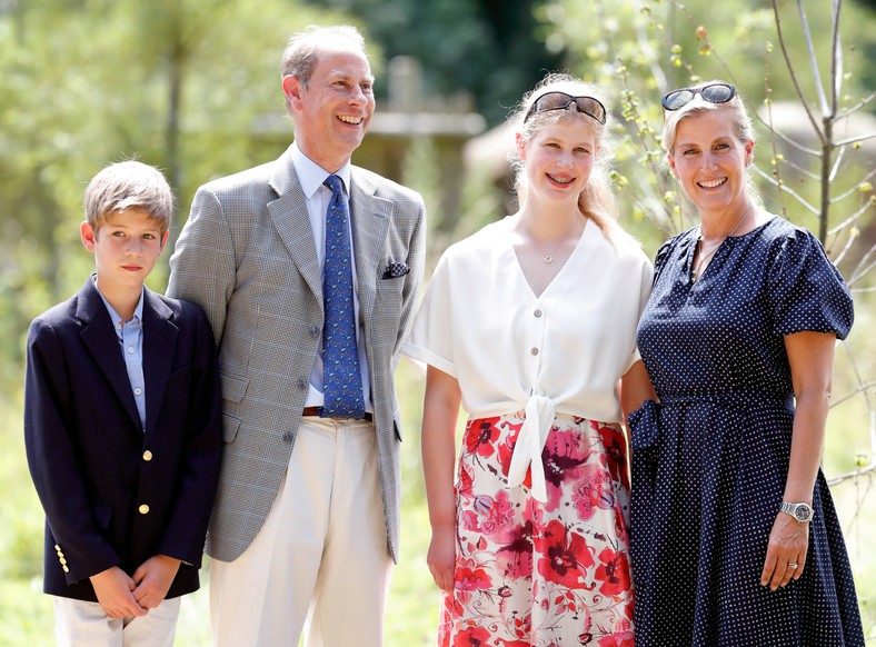 Lady Louise Windsor: zapomniana wnuczka Elżbiety II, która ...