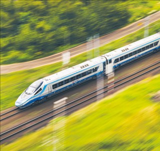 Pendolino dotrze do Zakopanego. Przejazd 'Luxtorpedą' za symboliczną złotówkę