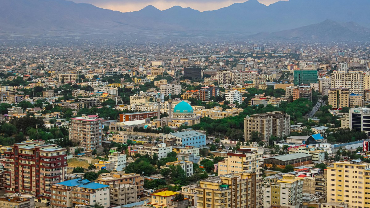 Pokoli jelenetek Kabulban: hat ember meghalt, sokan megsérültek egy merényletben – videó