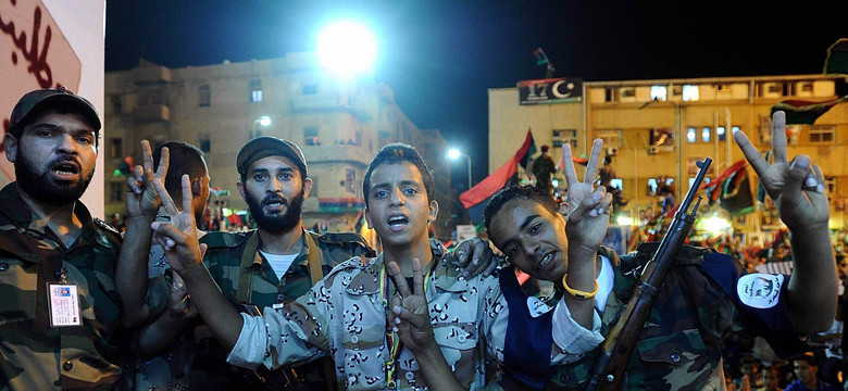 Libijscy powstańcy byli bliscy schwytania Kadafiego
