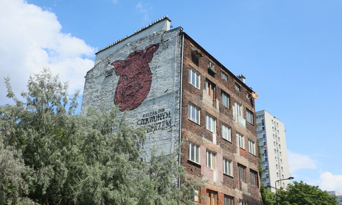 Warszawa traci kultową kamienicę przy ul. Grzybowskiej. Ruszyła rozbiórka