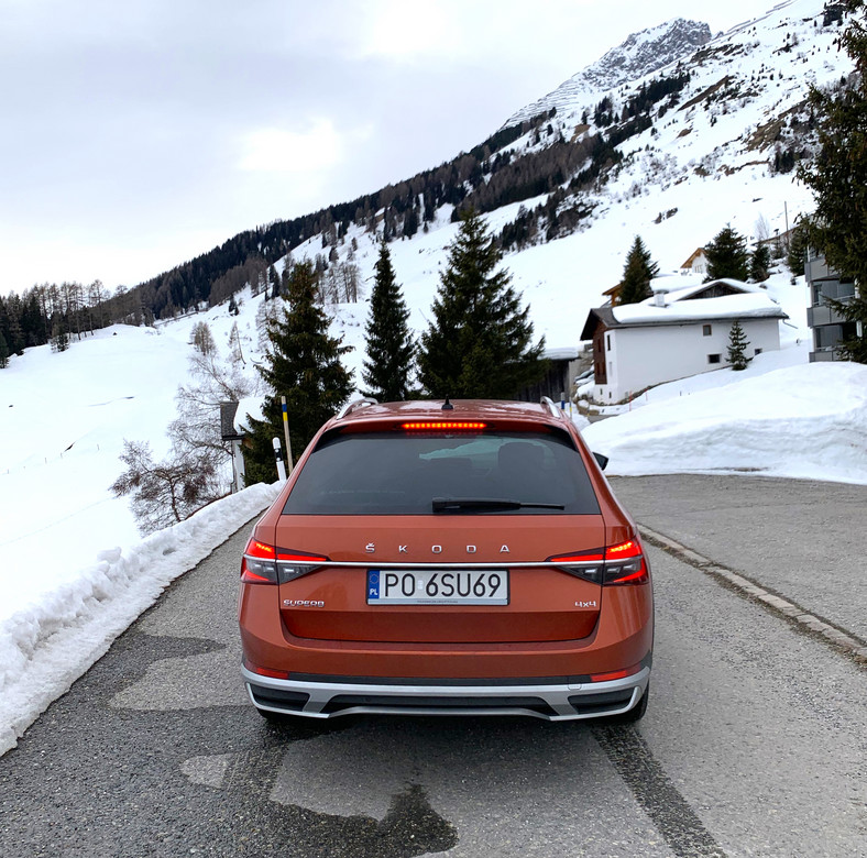 Skoda Superb Scout