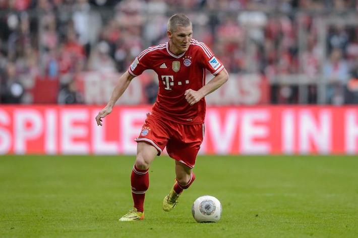 16. Bastian Schweinsteiger, Bayern Monachium. Zarobki: 16 mln dol.