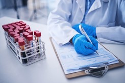 Szaleje grypa. Jak sprawdzić, czy jesteśmy odporni? Wykaże to badanie krwi