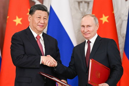 Chiny zastąpiły Rosji Zachód. Tak kredytują Putina
