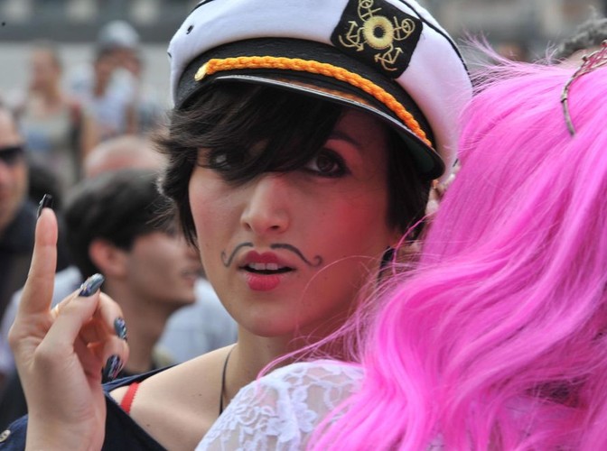 Gejowska parada w Neapolu we Włoszech