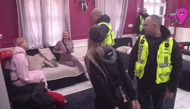 "SUTLIJAŠICE JEDNA SMRDLJIVA, MAJKA TE OSTAVILA" Pljušte uvrede između Aneli i Maje, uleteo Asmin, zauzeo stranu