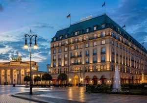  Hotel Adlon