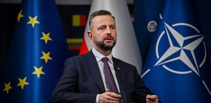 Owiane tajemnicą spotkanie szefa MON w USA. "W grę wchodzą trzy nazwiska"