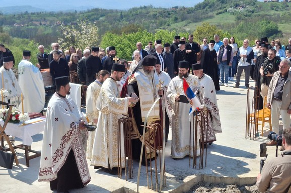 Porodica Petrović iz Valjeva ktitor nove crkve u rodnom kraju: "Da hram doprinese povratku života u selo"