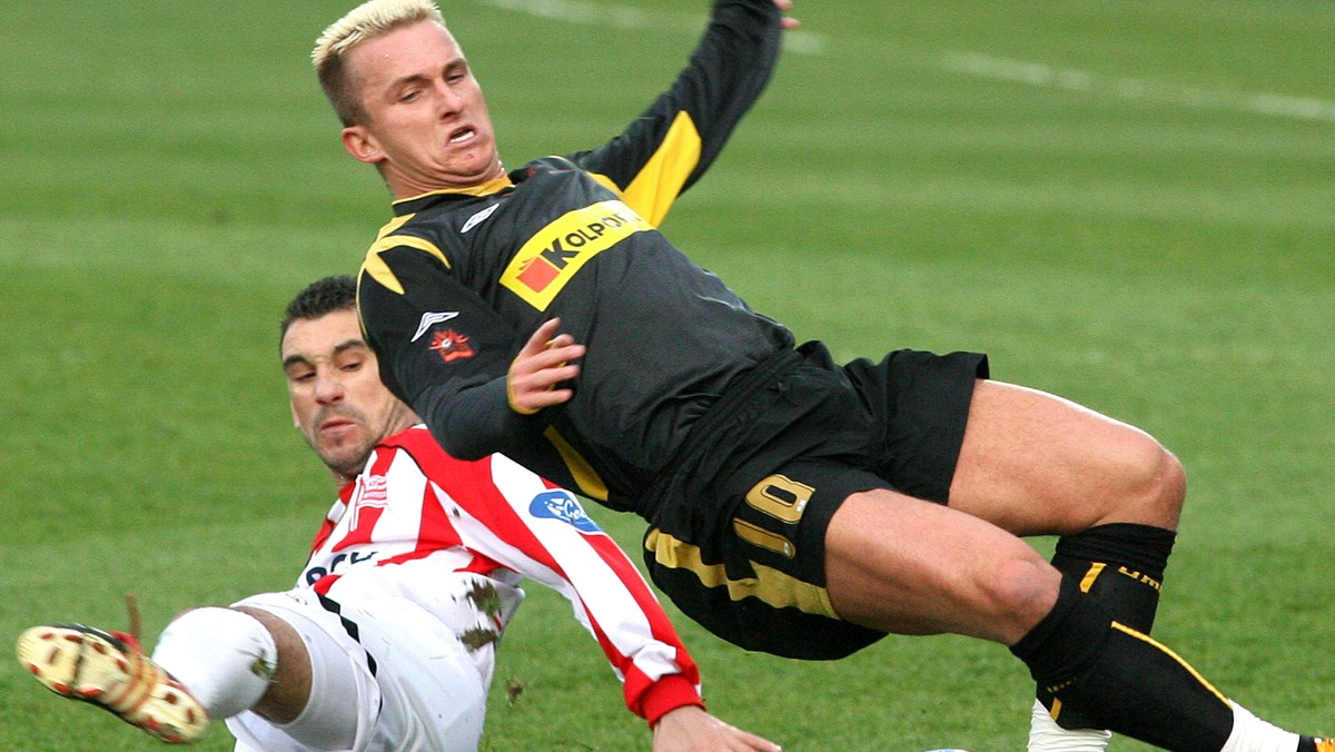 W spotkaniu 5. kolejki Ekstraklasy Korona Kielce zremisowała na własnym stadionie 1:1 (1:0) z Cracovią.