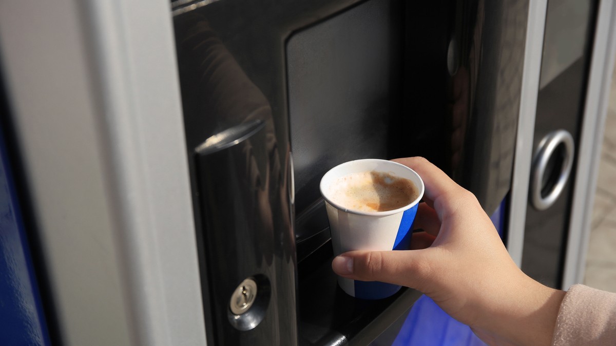 Kávéautomatából ivott a nő, intenzívre került