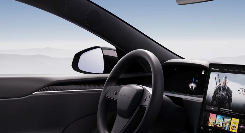 Tesla owners who just want a normal steering wheel on their Model S and ...