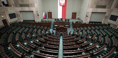 Najnowszy sondaż. Niespodzianka na trzecim miejscu